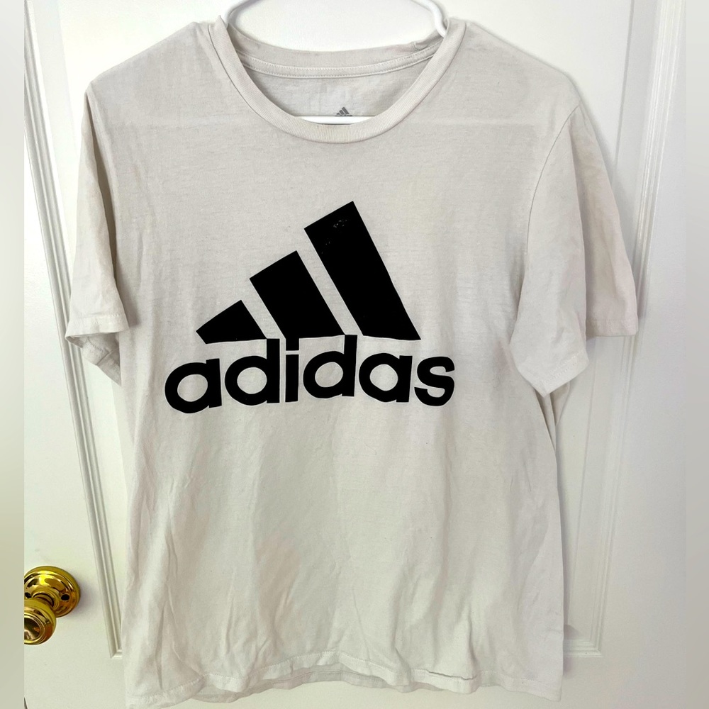 Adidas T-Shirt